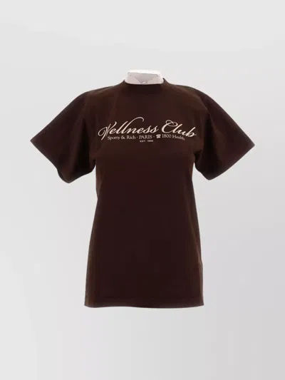 Sporty And Rich Logo Print Crew Neck Short Sleeve T-shirt In Brown