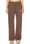 Sporty And Rich Oval Health Straight Leg Sweatpant In Chocolate