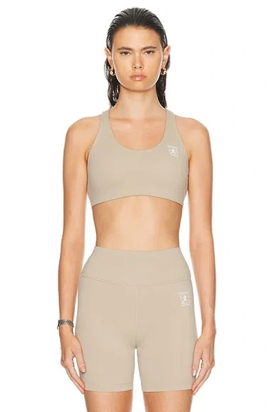 Sporty And Rich Sr Runner Active Bra In Brown