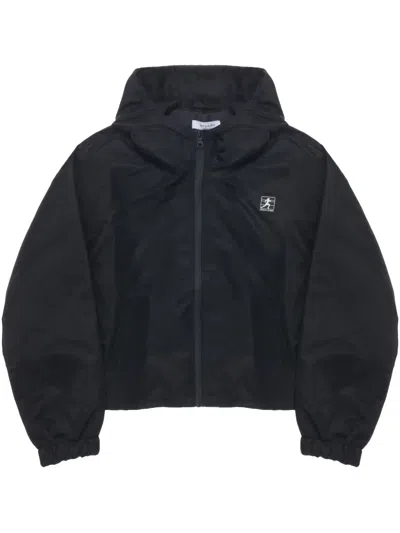 Sporty And Rich Running Woman Windbreaker In 黑色
