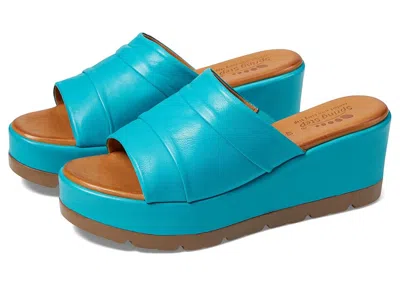 Spring Step Allerton In Blue