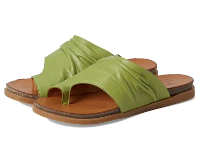 Spring Step Bates In Green