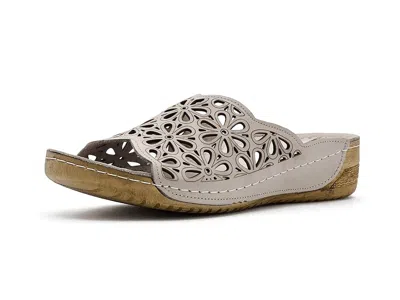 Spring Step Bloomella In Brown