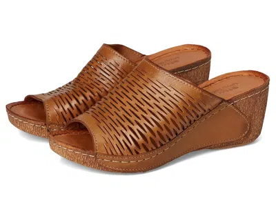 Spring Step Cunacena In Brown