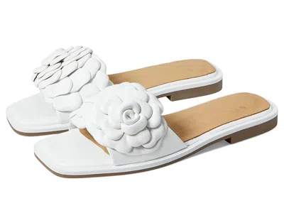 Spring Step Domonique In White