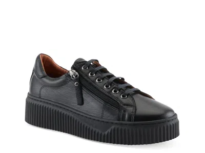 Spring Step Vibe Sneaker In Black