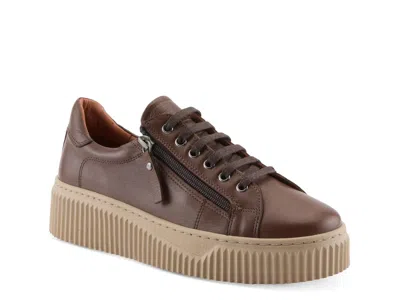 Spring Step Vibe Sneaker In Brown