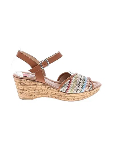 Pre-owned Spring Step Wedges In Tan