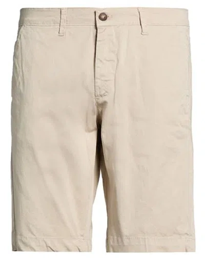 Squad² Man Shorts & Bermuda Shorts Beige Size 42 Cotton, Elastane In Neutral