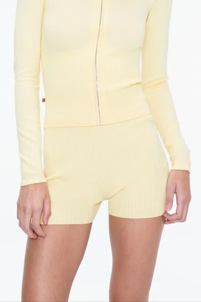 Ss25 Knit Booty Short In Butter