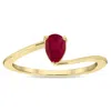 SSELECTS WOMEN'S SOLITAIRE PEAR SHAPED RUBY WAVE RING IN 10K YELLOW GOLD