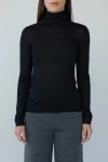 Sskein T Neck In Black