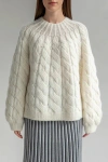 Sskein Tomo Mix Cable Handknit In Ivory