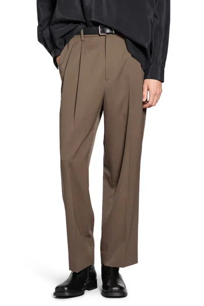 Ssstein Two Tuck Easy Trousers In Nude