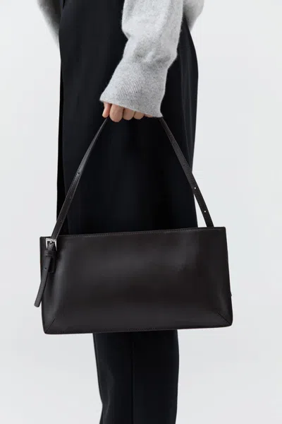 St Agni 90s Belt Bag In Espresso