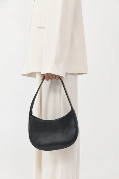 St Agni 90s Shoulder Bag In Black