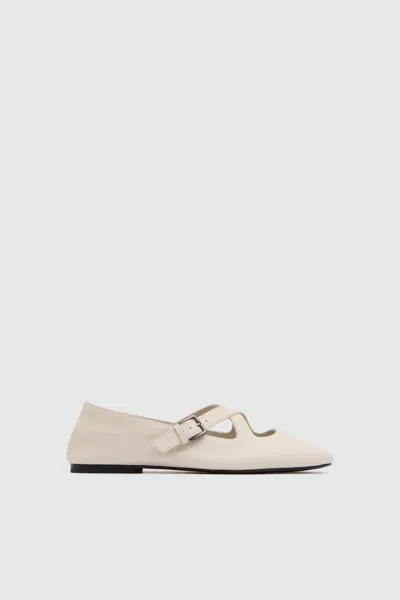 St Agni Ballerina Flat In White