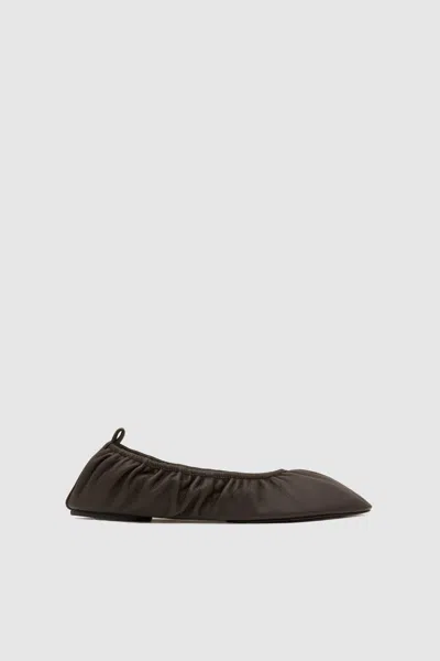 St Agni Classic Ballet Flat In Brown