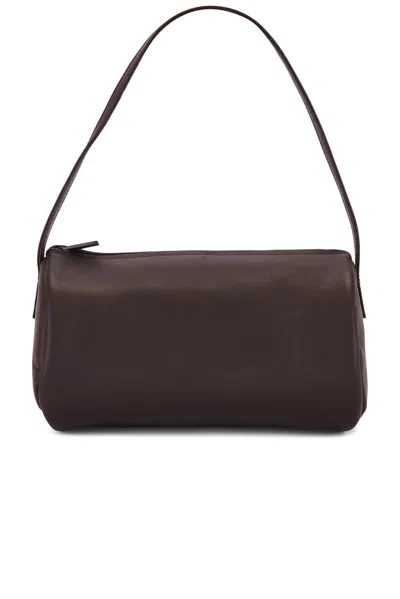 St Agni Connolo Shoulder Bag In Chocolate