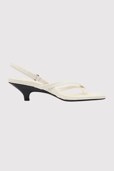 St Agni Cross Detail Heel In White