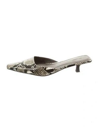 Pre-owned St Agni Embossed Leather Printed Mules In Silver