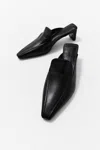 St Agni Heeled Loafer In Black