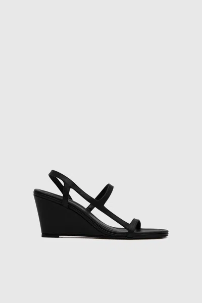 St Agni High Wedge In Black