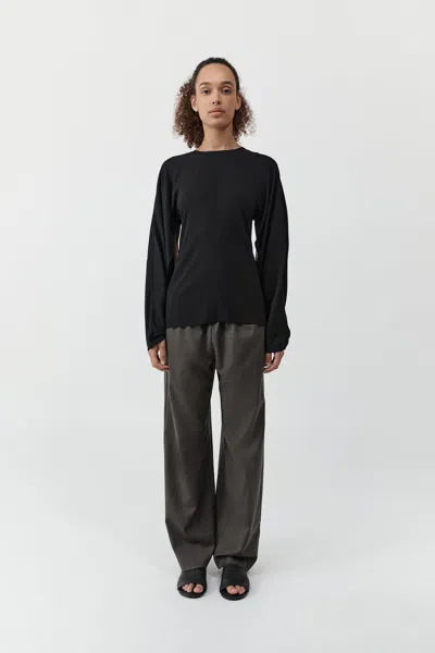 St Agni Hybrid Top In Black