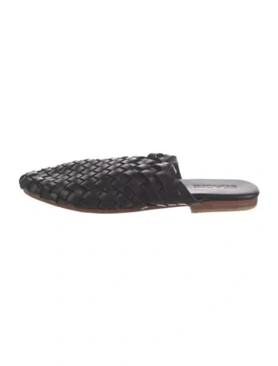 Pre-owned St Agni Leather Braided Accents Flats In Black