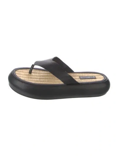 Pre-owned St Agni Leather Flip Flops In Black