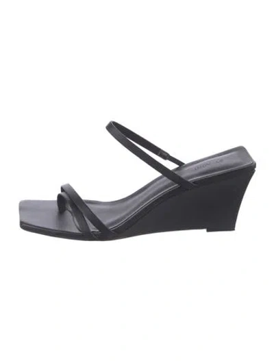 Pre-owned St Agni Leather Slingback Sandals In Black