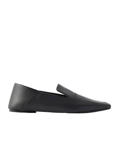 St Agni Minimal Leather Loafers In Black