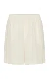 St Agni Moda Operandi In White