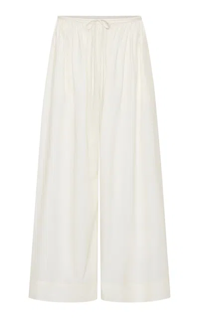St Agni Moda Operandi In White