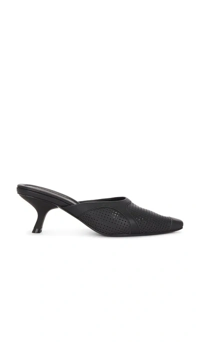 ST AGNI PERFORATED HEEL