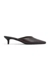 St Agni Pointed Mule Heel In Brown