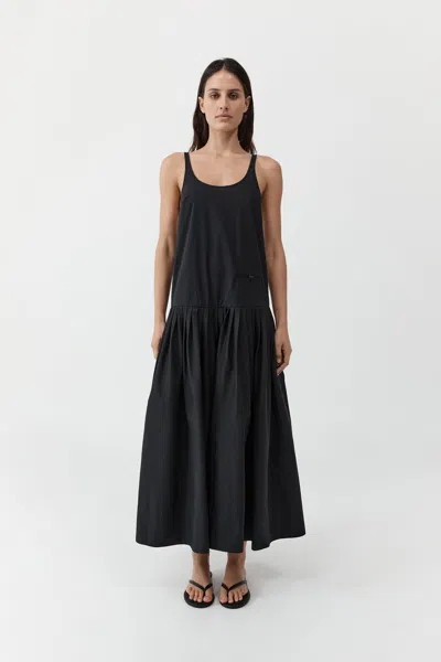 St Agni Relaxed Pleat Dress In Black