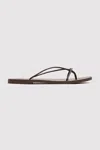 St Agni Rouleau Flat In Brown