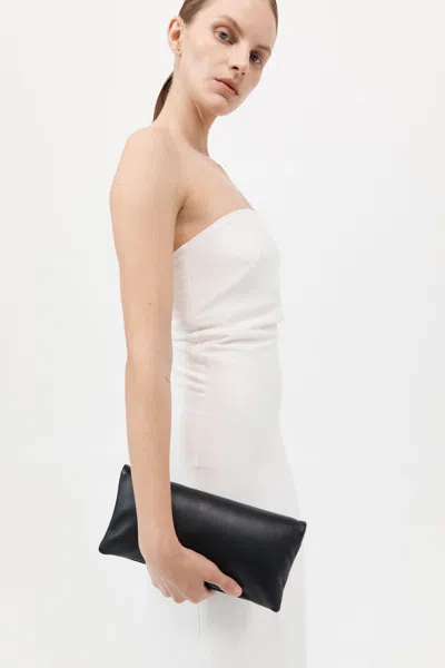 St Agni Soft Clutch In Black