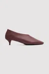 St Agni Soft Glove Heel In Plum