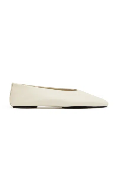 St Agni Soft Glove Leather Ballet Flats In White