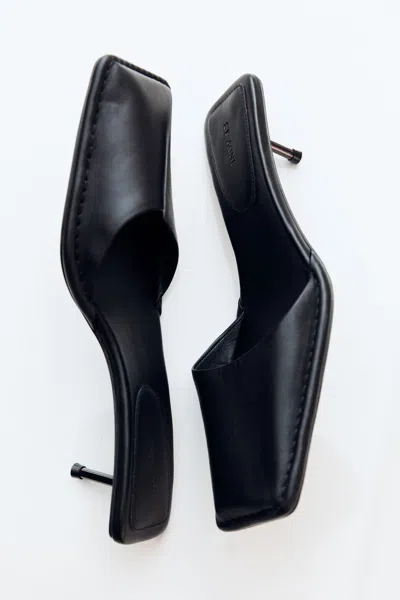St Agni Soft Square Toe Heel In Black