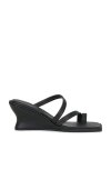St Agni Soft Strap Contour Wedge