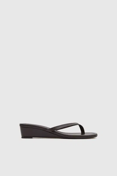 St Agni Thong Wedge In Brown