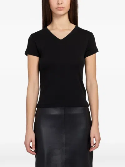 St Agni V-neck T-shirt In Black