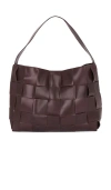 St Agni Woven Large Tote In 초콜렛