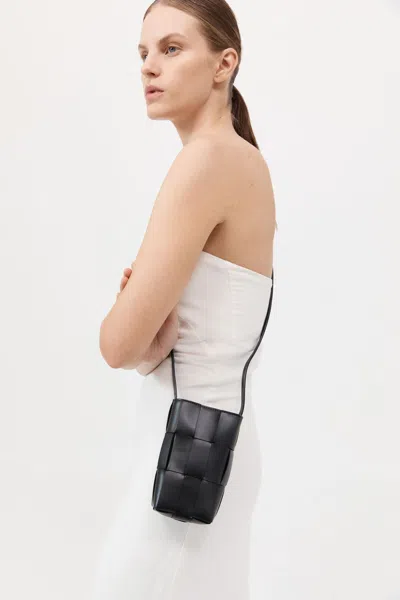 St Agni Woven Pouch In Black