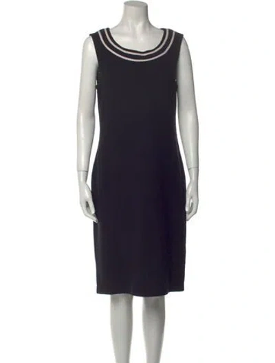 Pre-owned St John 2009 Knee-length Dress In Black