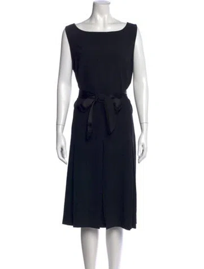 Pre-owned St John Bateau Neckline Knee-length Dress In Black