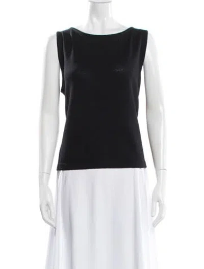 Pre-owned St John Bateau Neckline Sleeveless Top In Gray